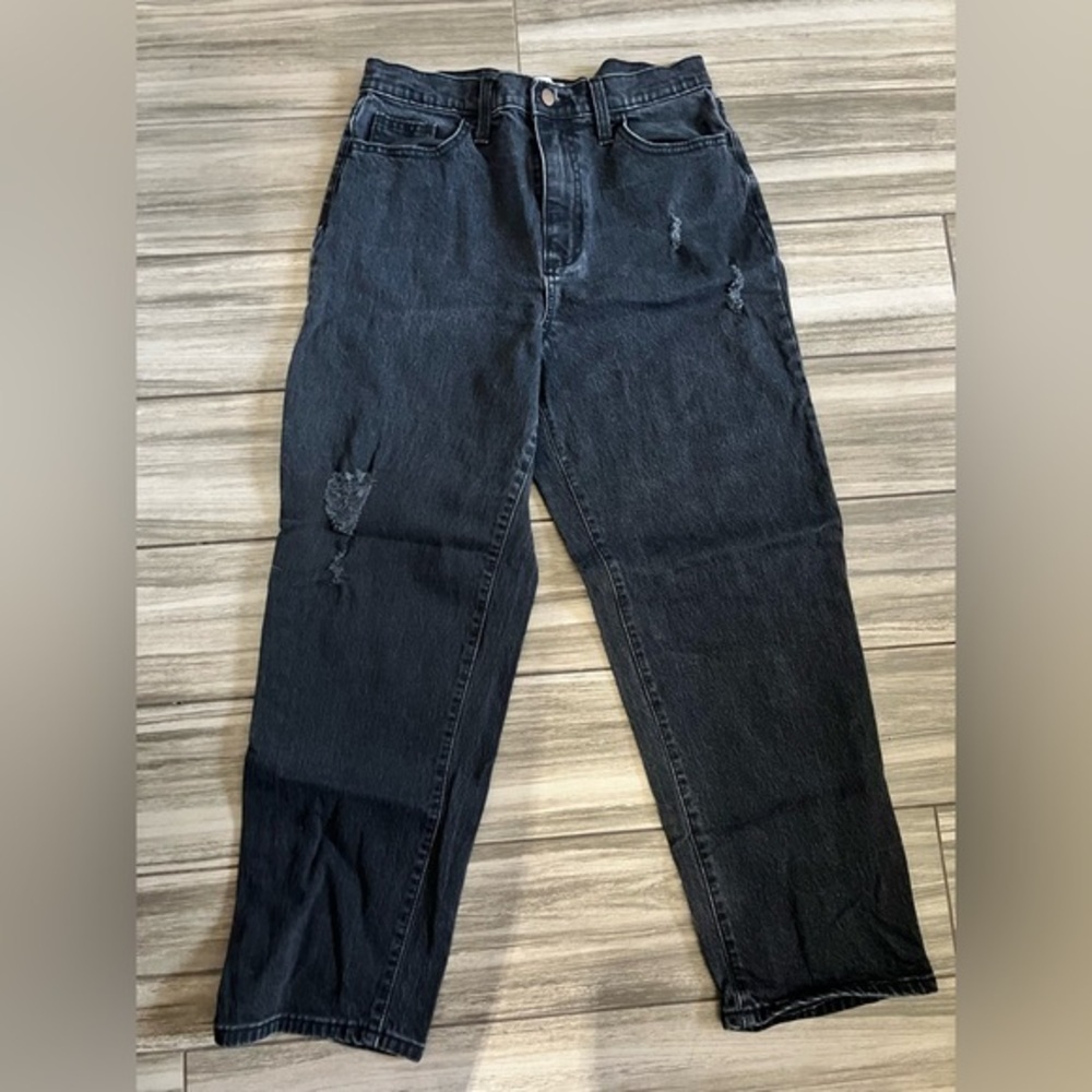 Universal Thread Black Distressed Jeans
